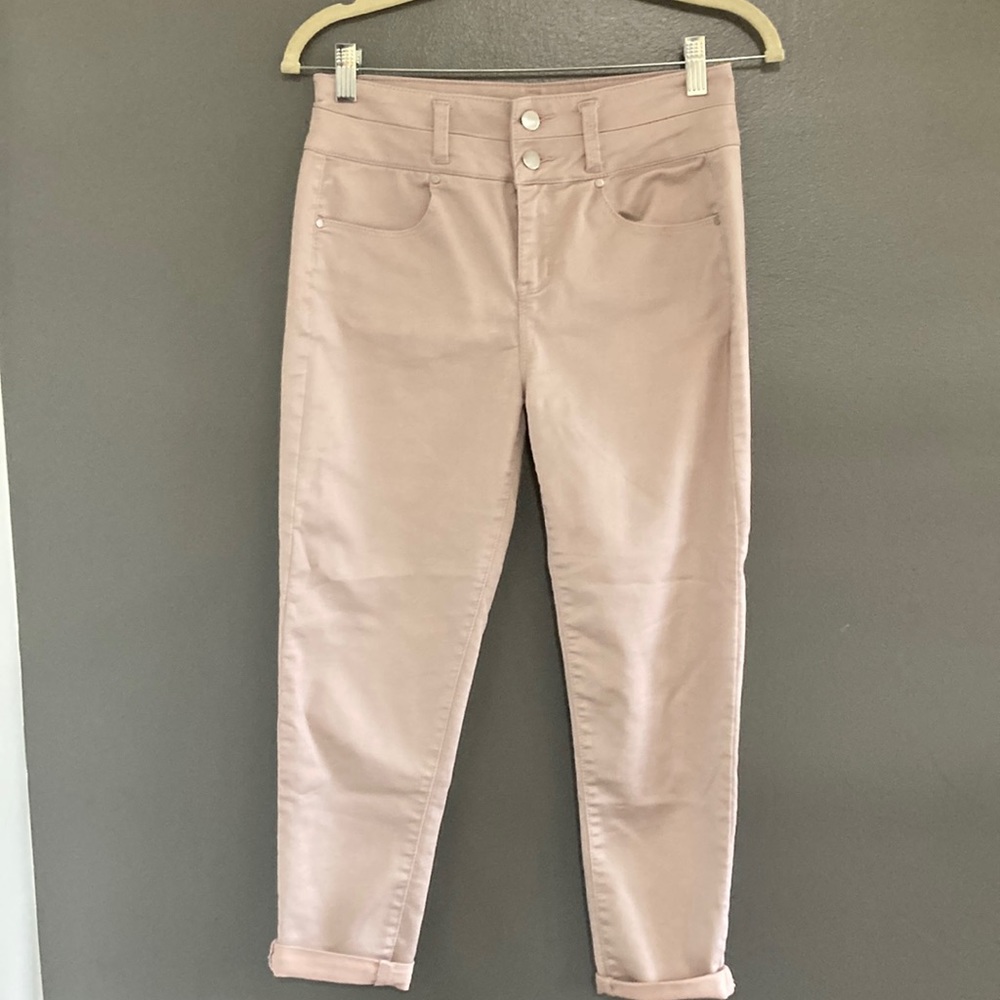 Love Fire blush pink Capri pants